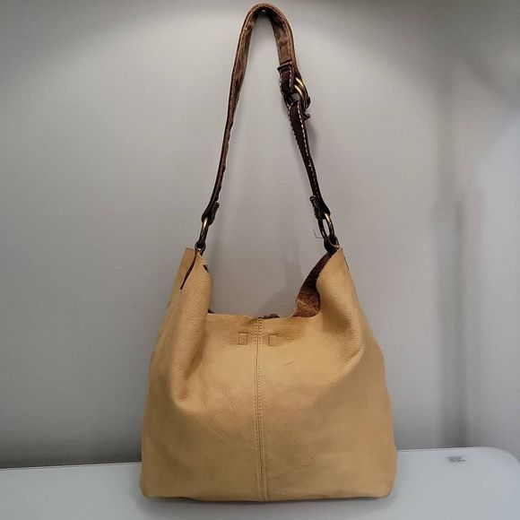Lucky Brand Handbags - Lucky Brand Large Beige with Brown Handle Genuine Leather Bucket Hobo Tote Bag